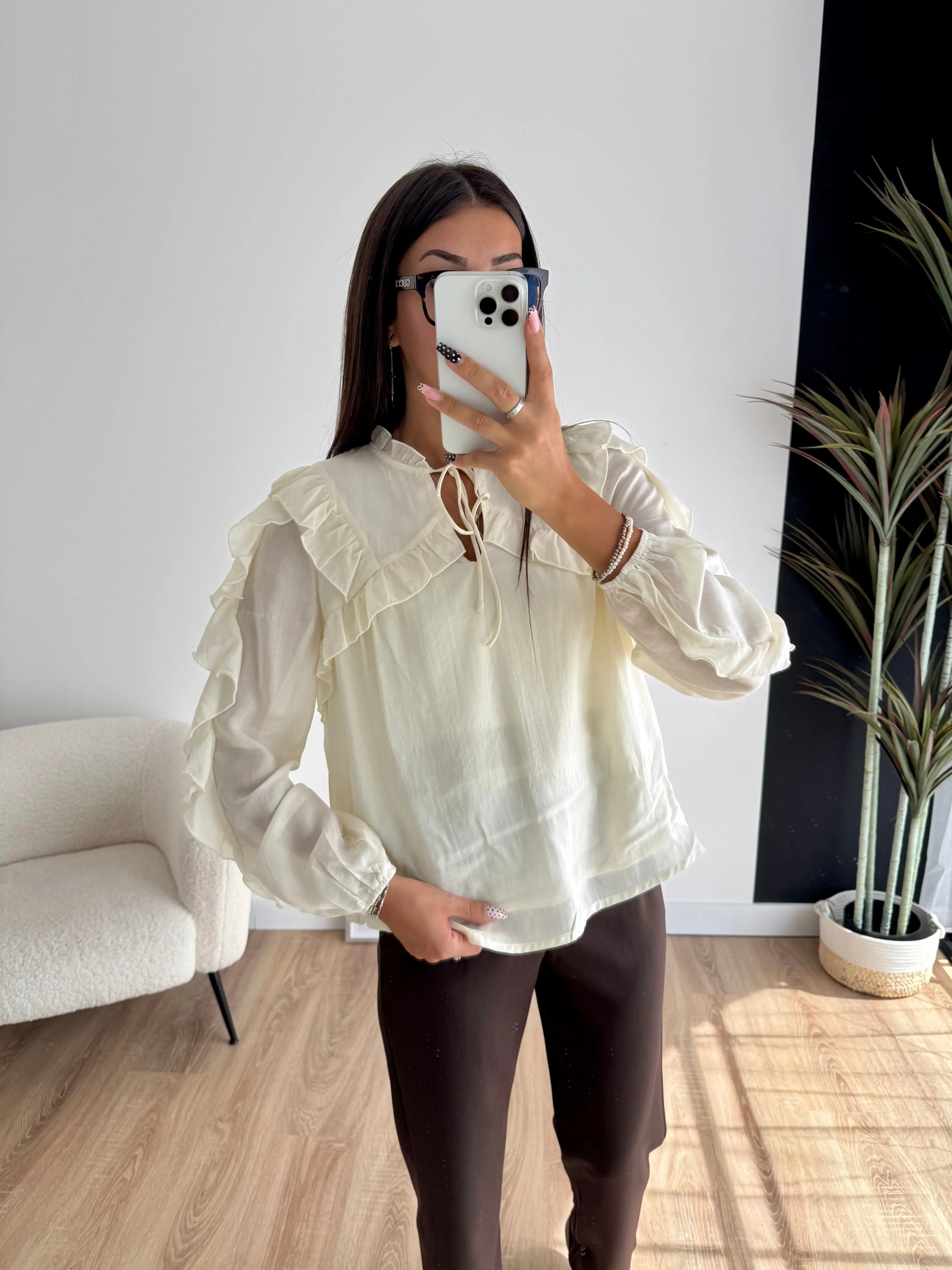 Blouse à volants manches et buste