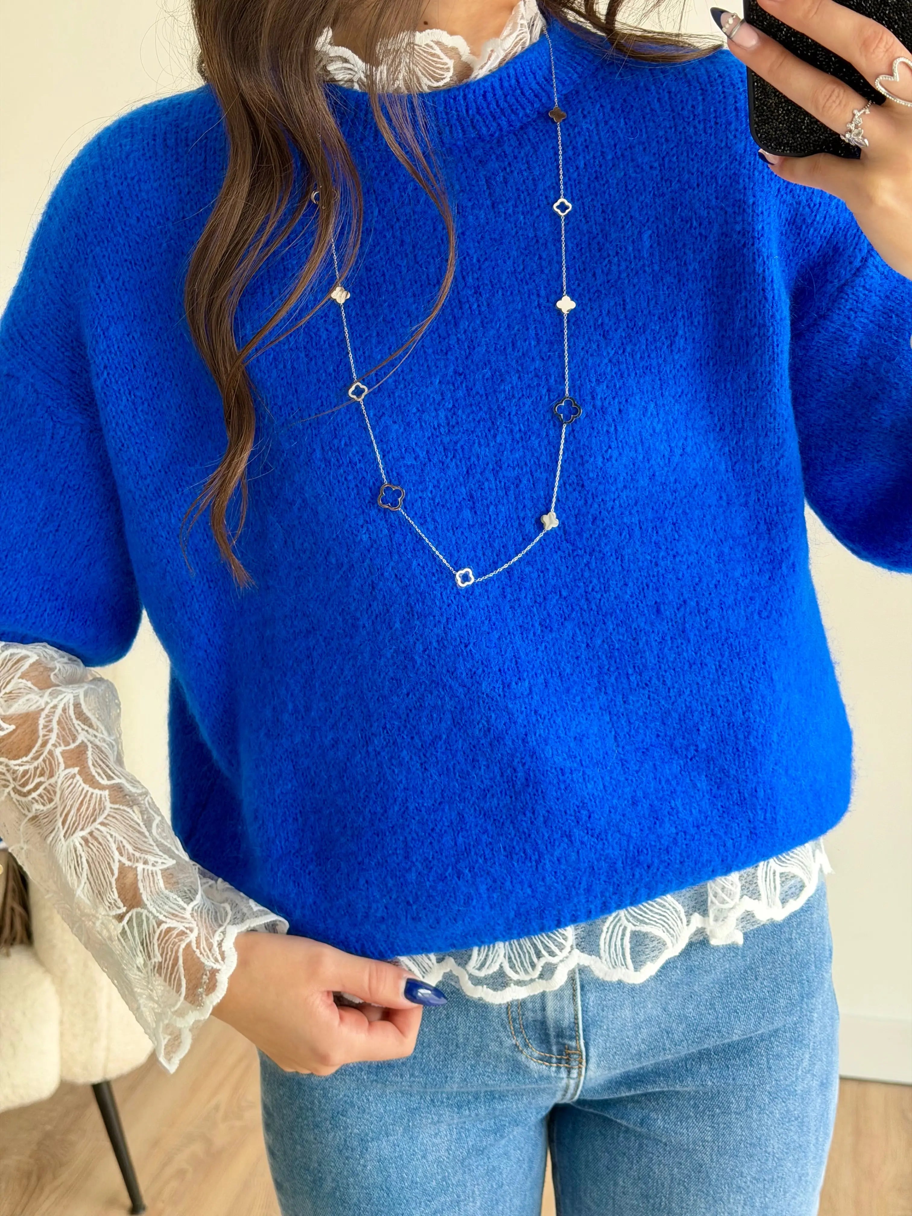 Blouse à dentelle blanche (précommande)