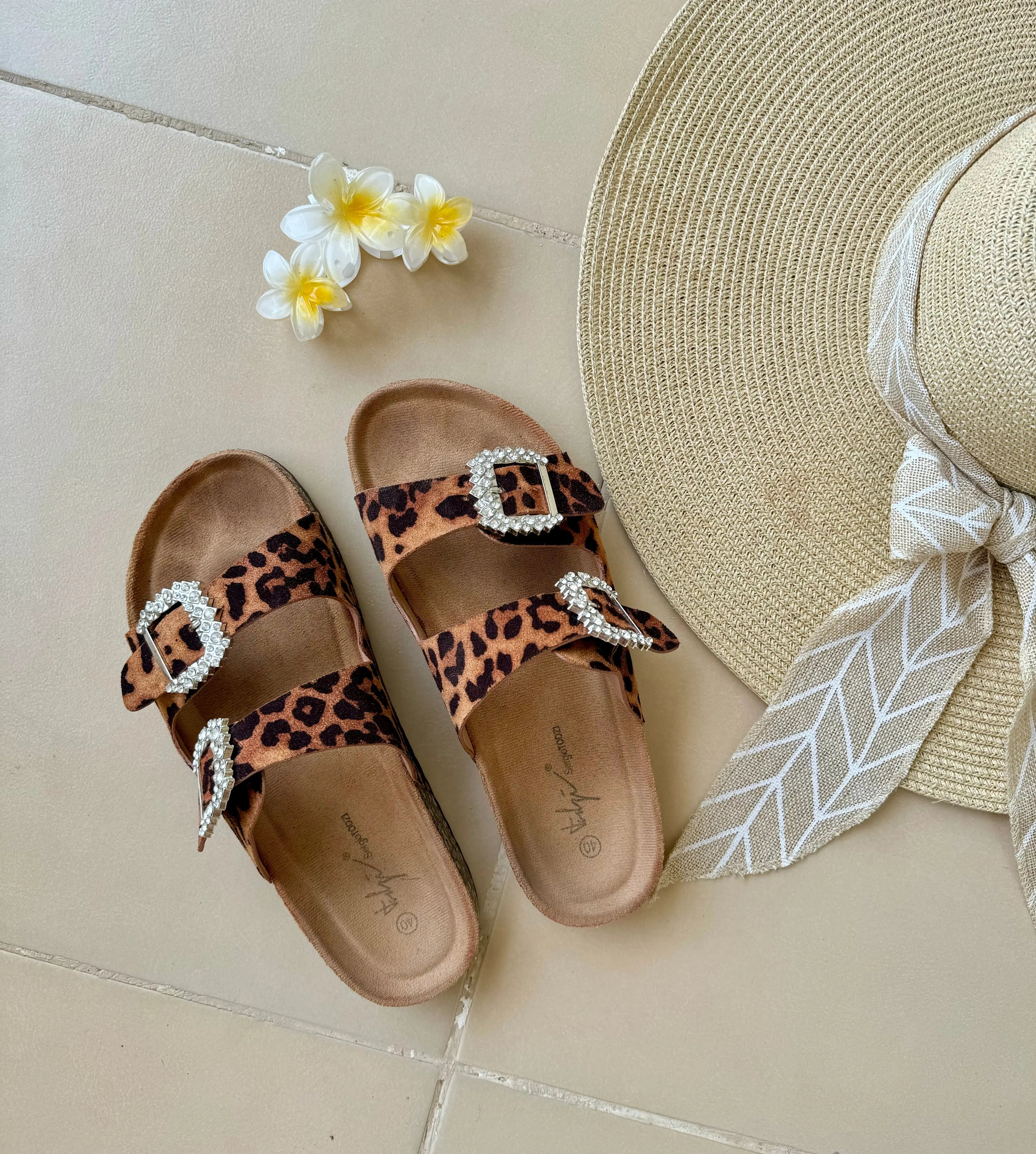 Mules léopard à strass