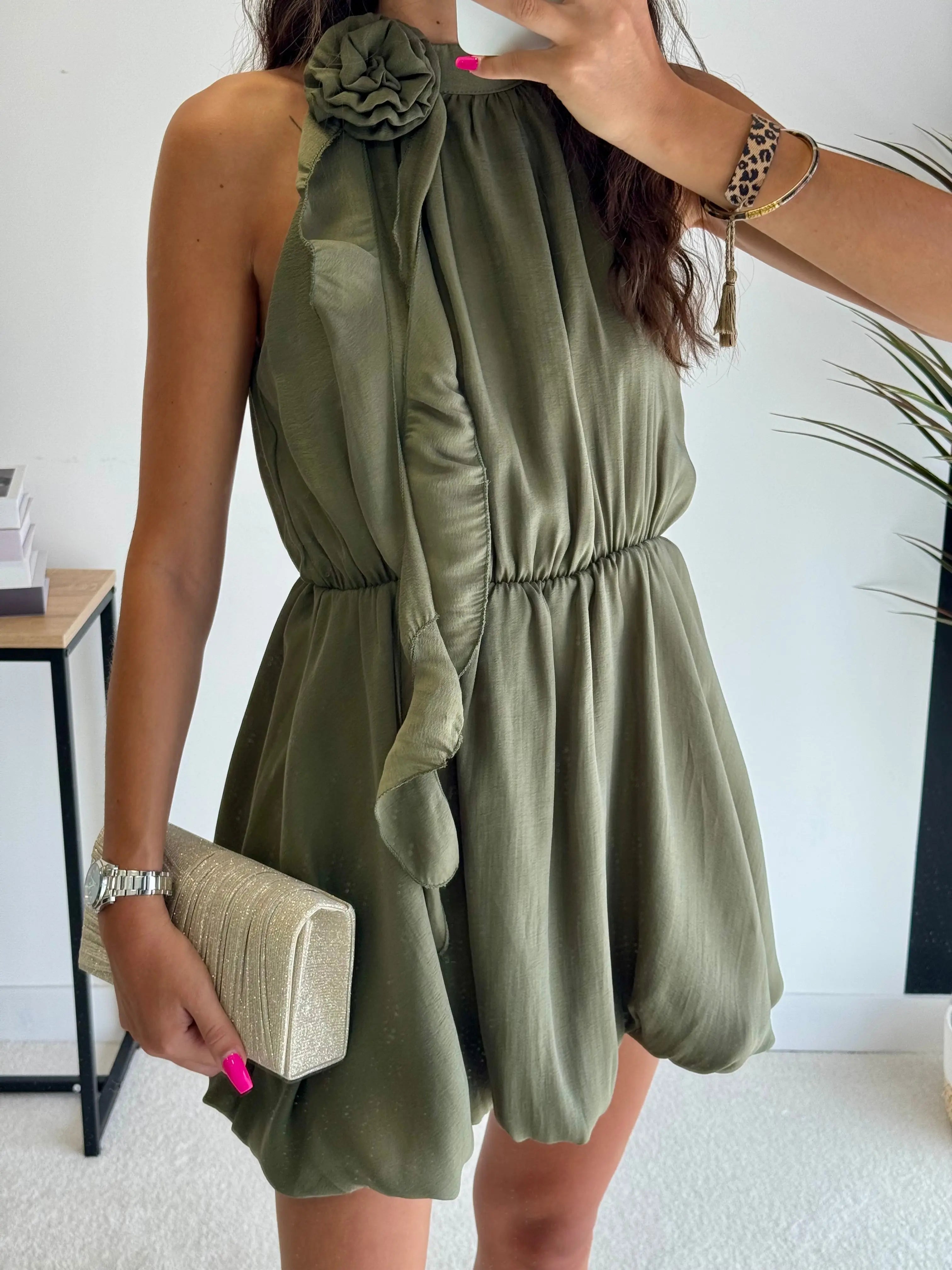 Robe courte à fleurs