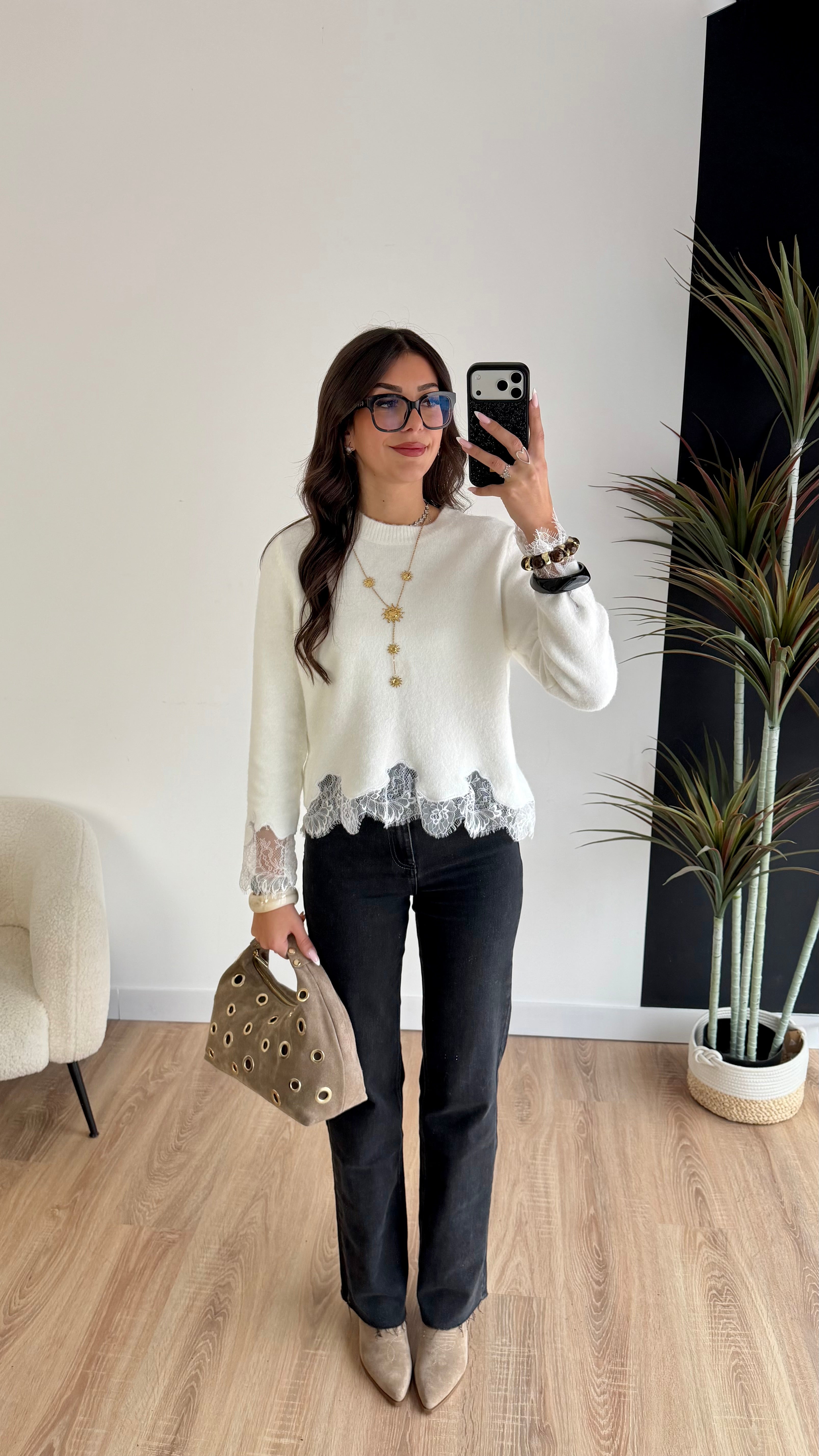 Pull blanc dentelle